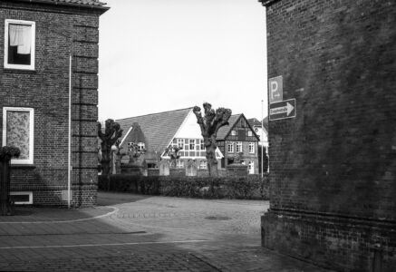 bei der Kirche