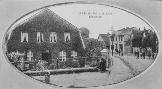 P025 - Efeuhaus