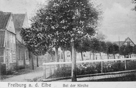 P065 - Bei Der Kirche